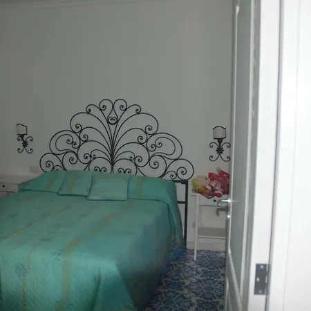 Il Porto Casa * كابري